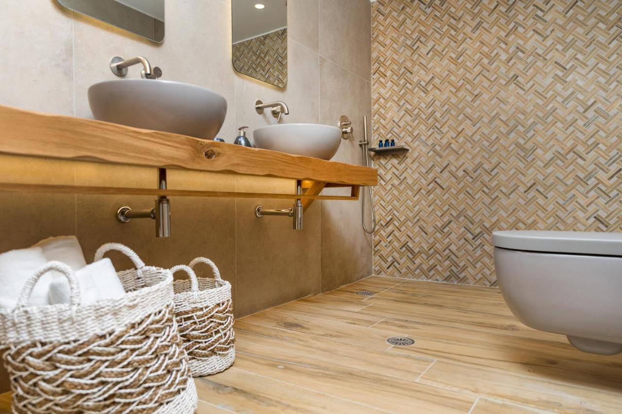 Naxian Icon Luxury Residence 3 Naxos City ภายนอก รูปภาพ